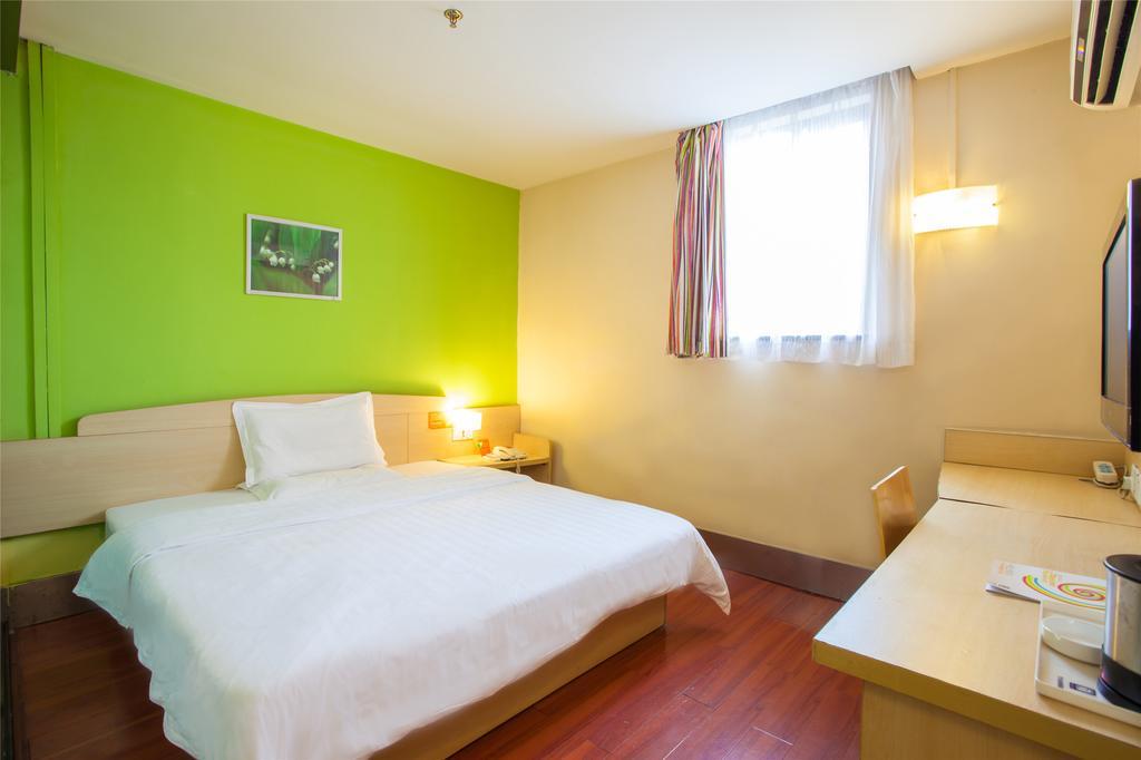 7Days Inn Shenzhen Sea World 2Nd Room photo