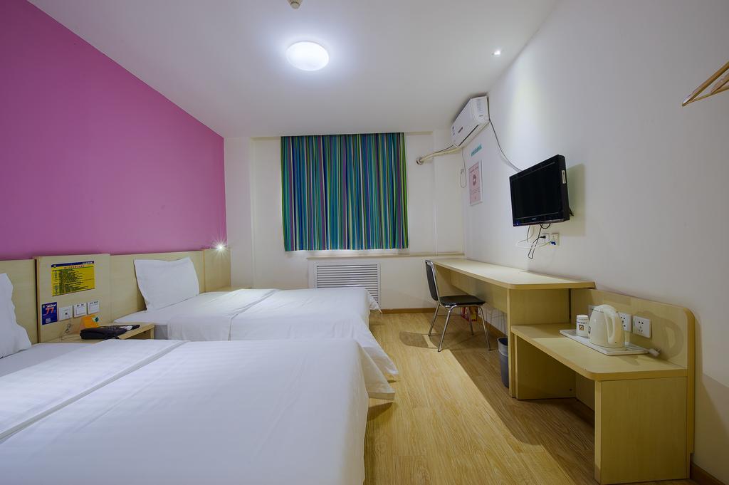 7Days Inn Shenzhen Sea World 2Nd Room photo