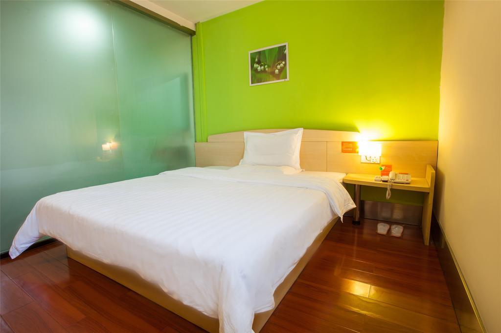 7Days Inn Shenzhen Sea World 2Nd Room photo